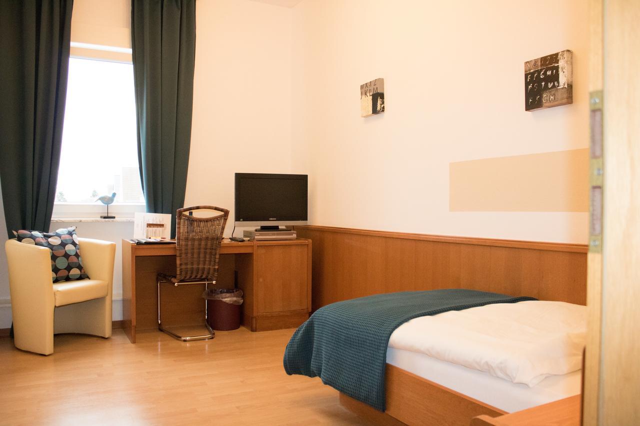 Stadthotel Russelsheim Exteriér fotografie