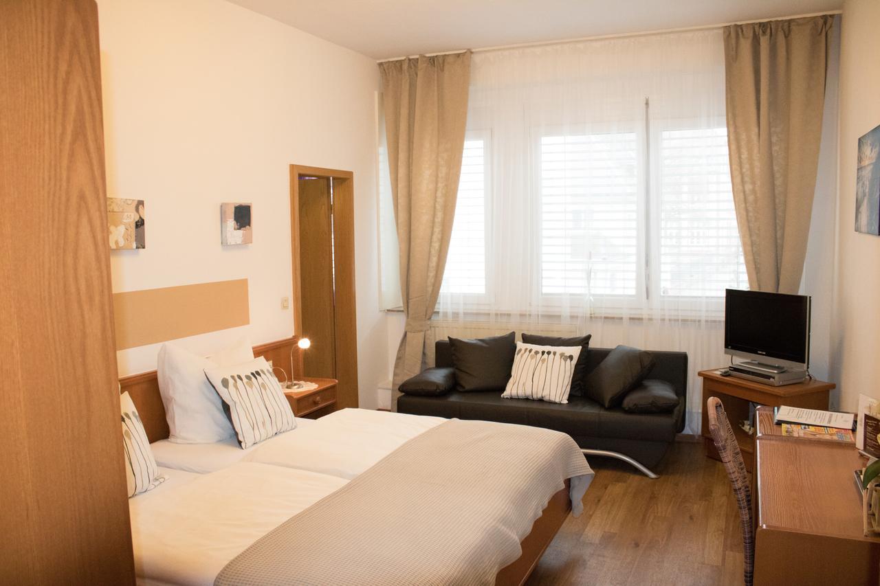 Stadthotel Russelsheim Exteriér fotografie